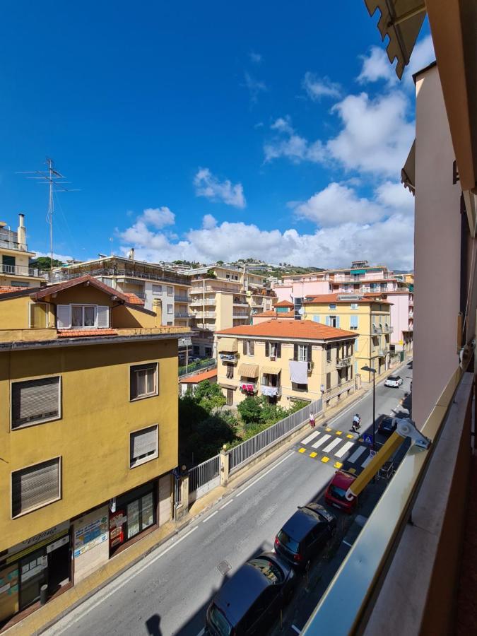 Casa Dell Amore 3 Санремо Экстерьер фото